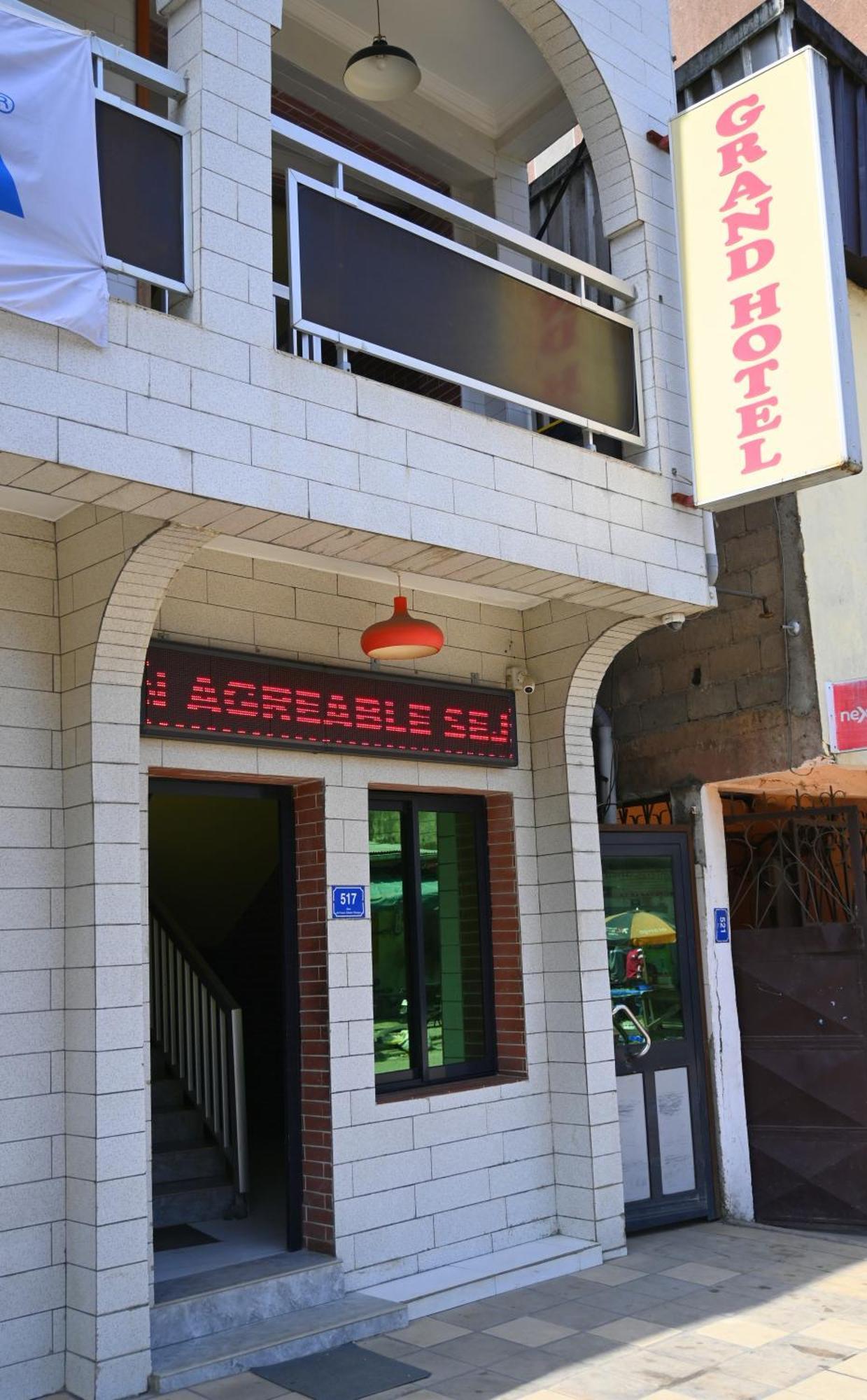 Grand Hotel Akwa Douala Exterior photo