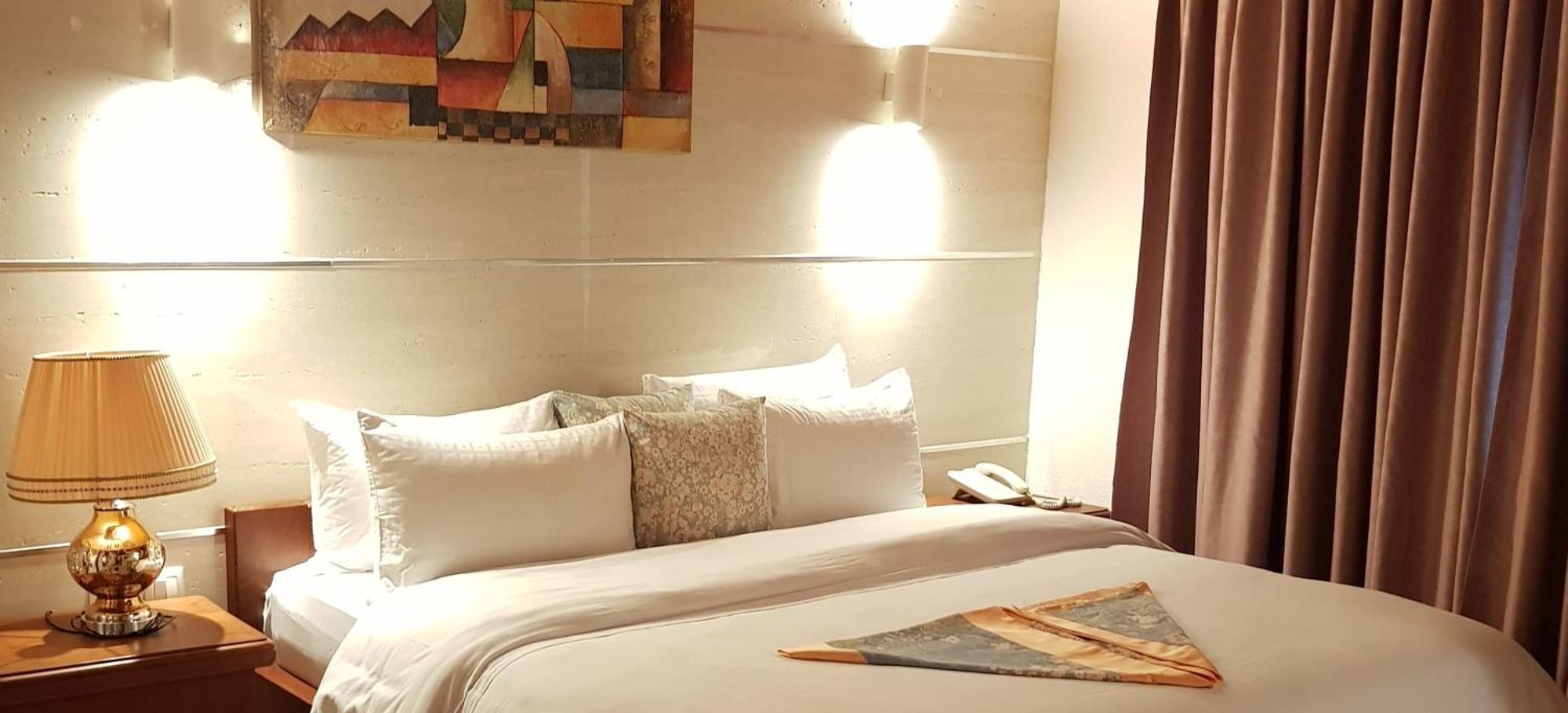 Grand Hotel Akwa Douala Exterior photo